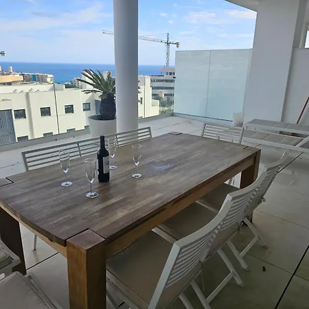 Apartment Sea View Flat In Higueron West